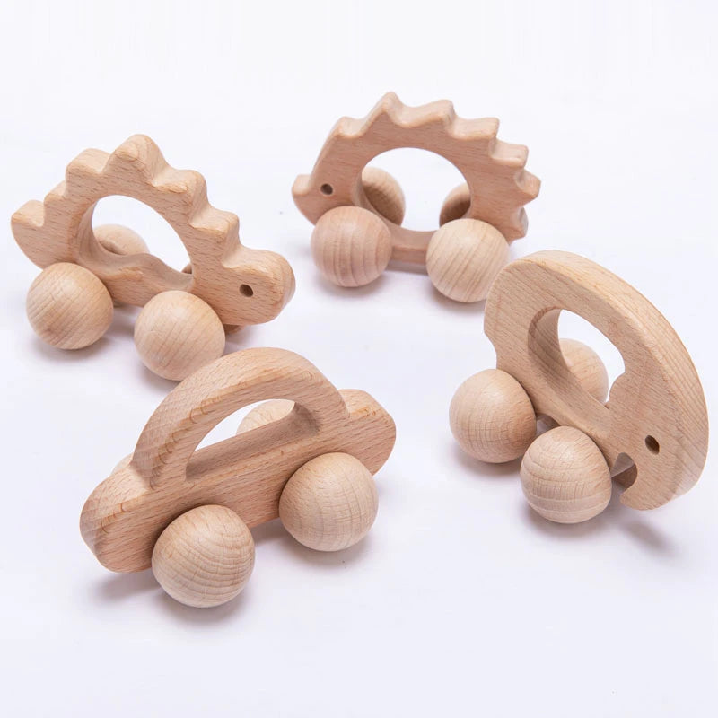 Jouets de dentition stylisés en bois avec roulettes 
