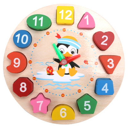 Horloge puzzle en bois avec formes et chiffres colorés Pingouin assis